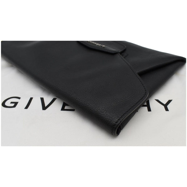 GIVENCHY Antigona Envelope Leather Clutch Black