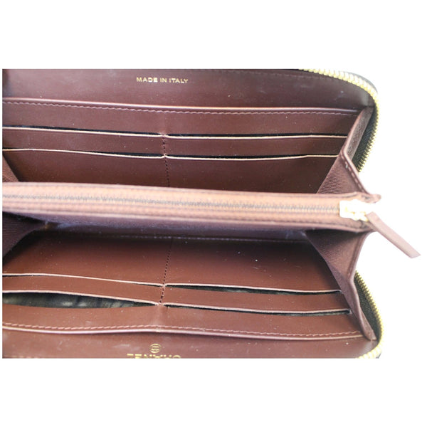 CHANEL Black Caviar Leather Zippy Wallet Black-US