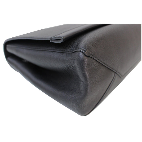 stylish back Louis Vuitton Lockme II  Shoulder Bag