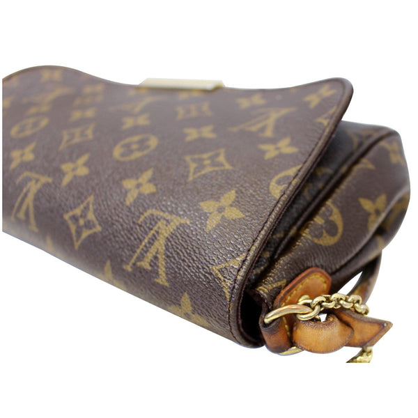 Louis Vuitton Favorite MM - Lv Monogram Crossbody Bag - handles