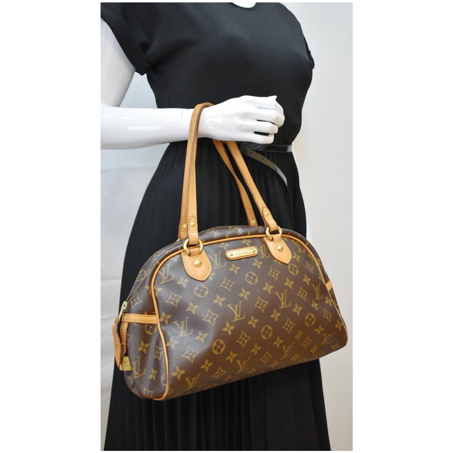 Louis Vuitton Monogram Canvas Montorgueil PM Shoulder Bag – Italy