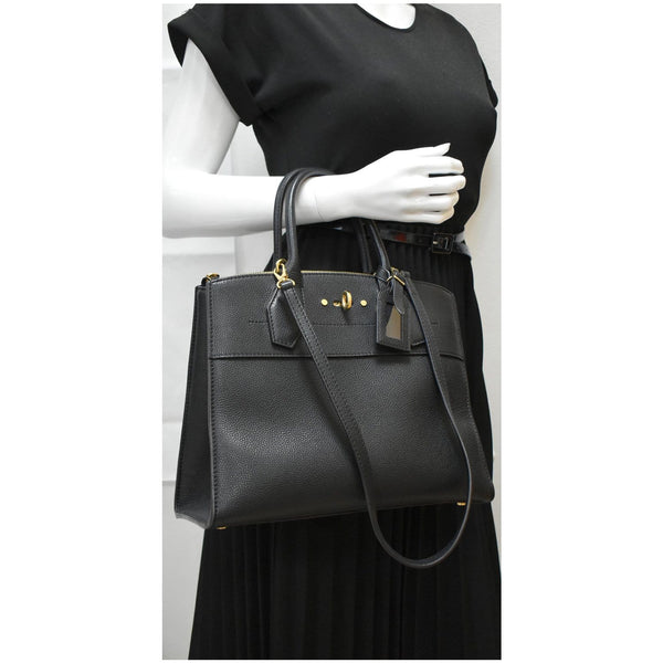 Louis Vuitton City Steamer MM Leather Shoulder Handbag
