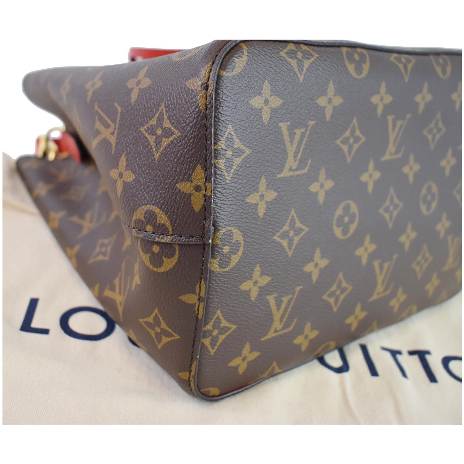 Authentic LOUIS VUITTON Monogram Neonoe Coquelicot Red Crossbody Handbag  Bag