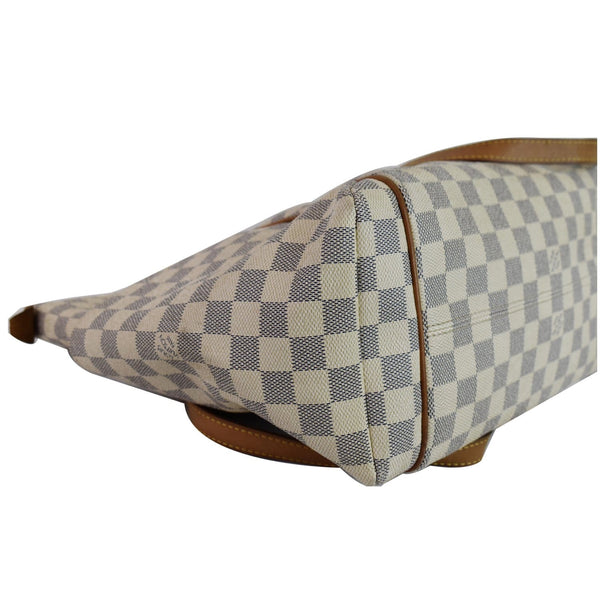 Louis Vuitton Totally MM Damier Azur Shoulder Bag White - bottom corner