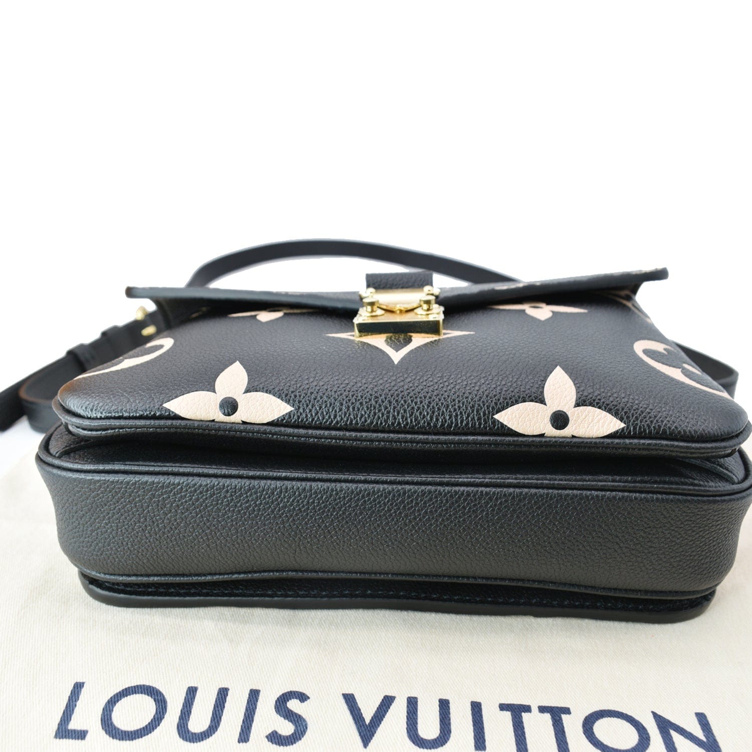 LOUIS VUITTON Metis Pochette Bicolor Empreinte Leather Crossbody Bag B