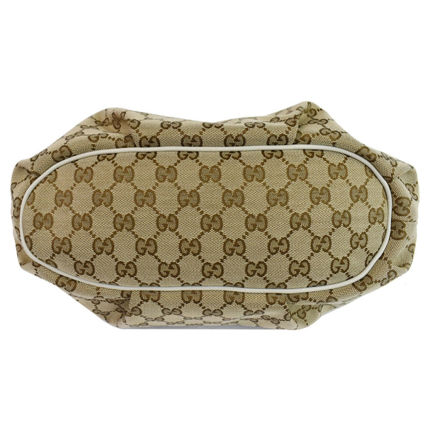 Gucci GG Plus Supreme Canvas Messenger Satchel bag bottom
