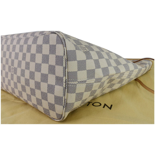Louis Vuitton Neverfull MM Damier Azur Tote Bag Women - corner seams
