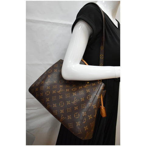 LOUIS VUITTON Montaigne MM Monogram Canvas Shoulder Bag Brown