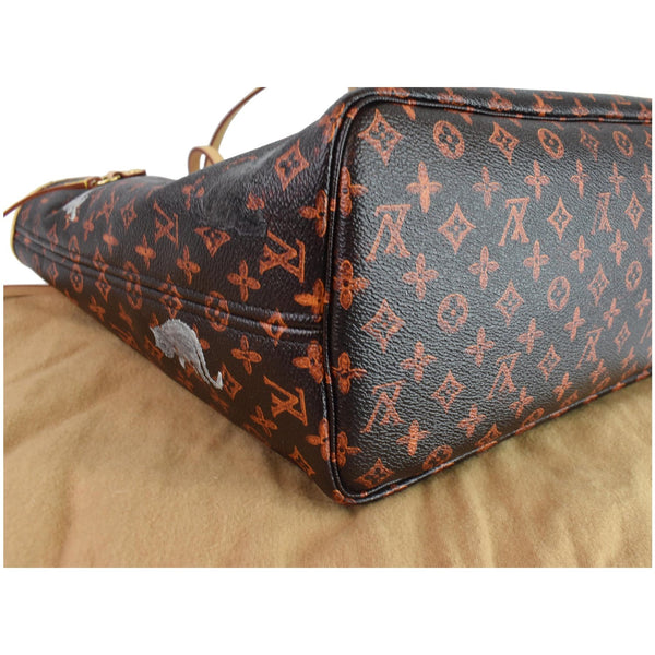 Louis Vuitton Catogram Neverfull MM Canvas Shoulder Bag - bag corner look