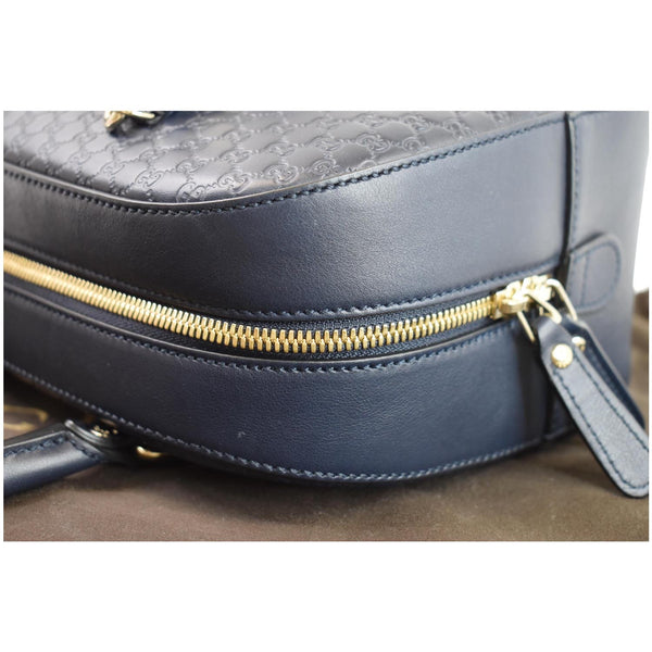 Gucci Microguccissima Small Leather Crossbody Bag Blue - zip closed corner