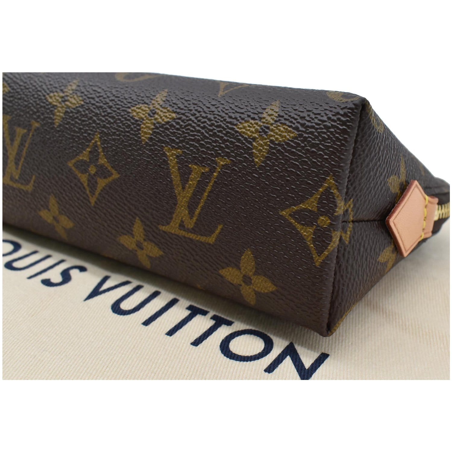 Preloved Louis Vuitton Monogram Pochette Cosmetics Pouch GHVBD3T 04192 –  KimmieBBags LLC