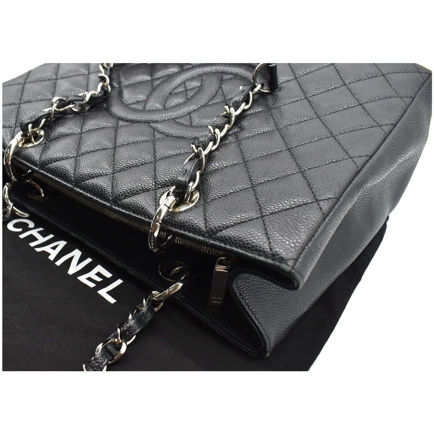 Chanel Black Quilted Caviar XXL Weekender GST Grand Shopping Tote Gold  Hardware, 2003-2004 Available For Immediate Sale At Sotheby's