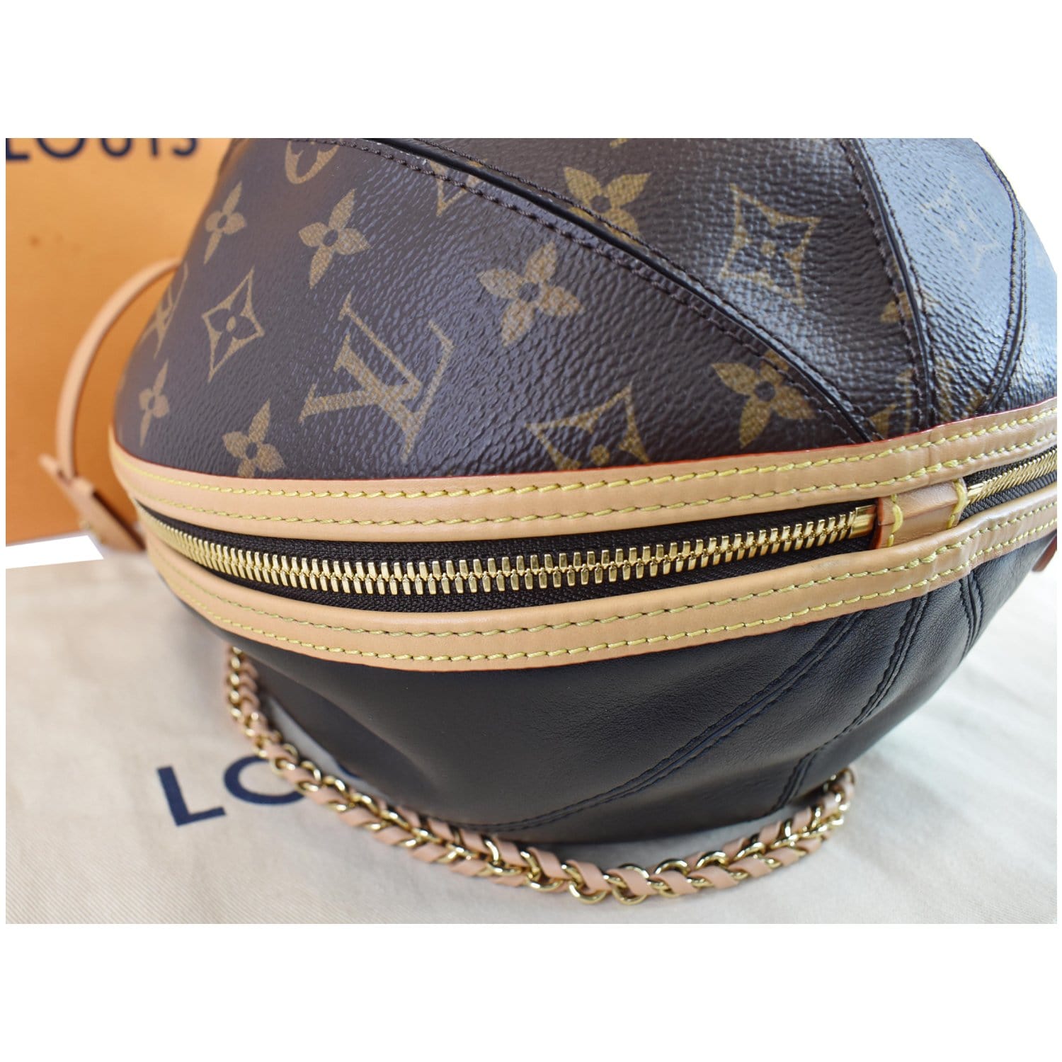 Louis Vuitton 2019 Monogram Egg Bag w/ Tags