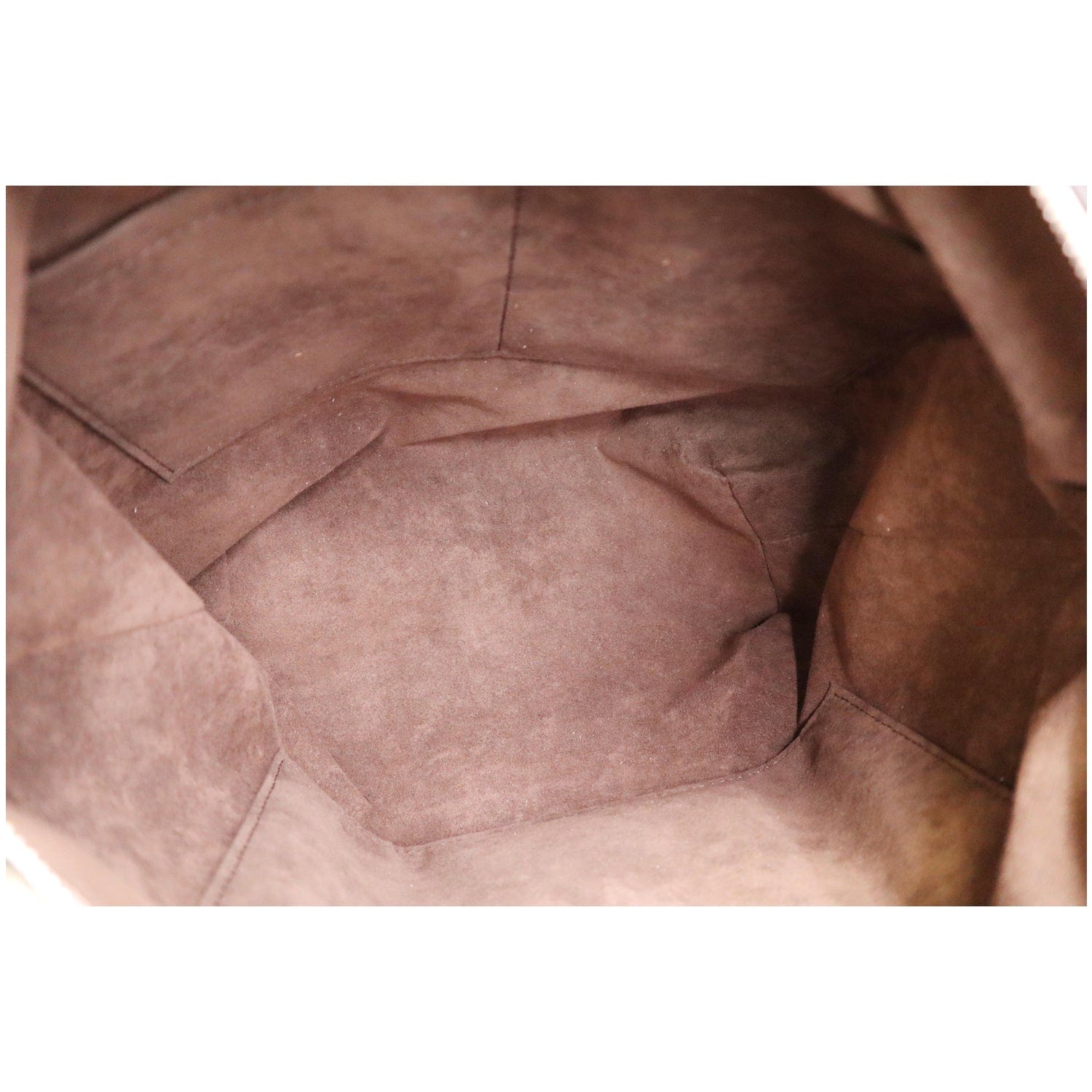 Haumea leather handbag Louis Vuitton Beige in Leather - 36370894