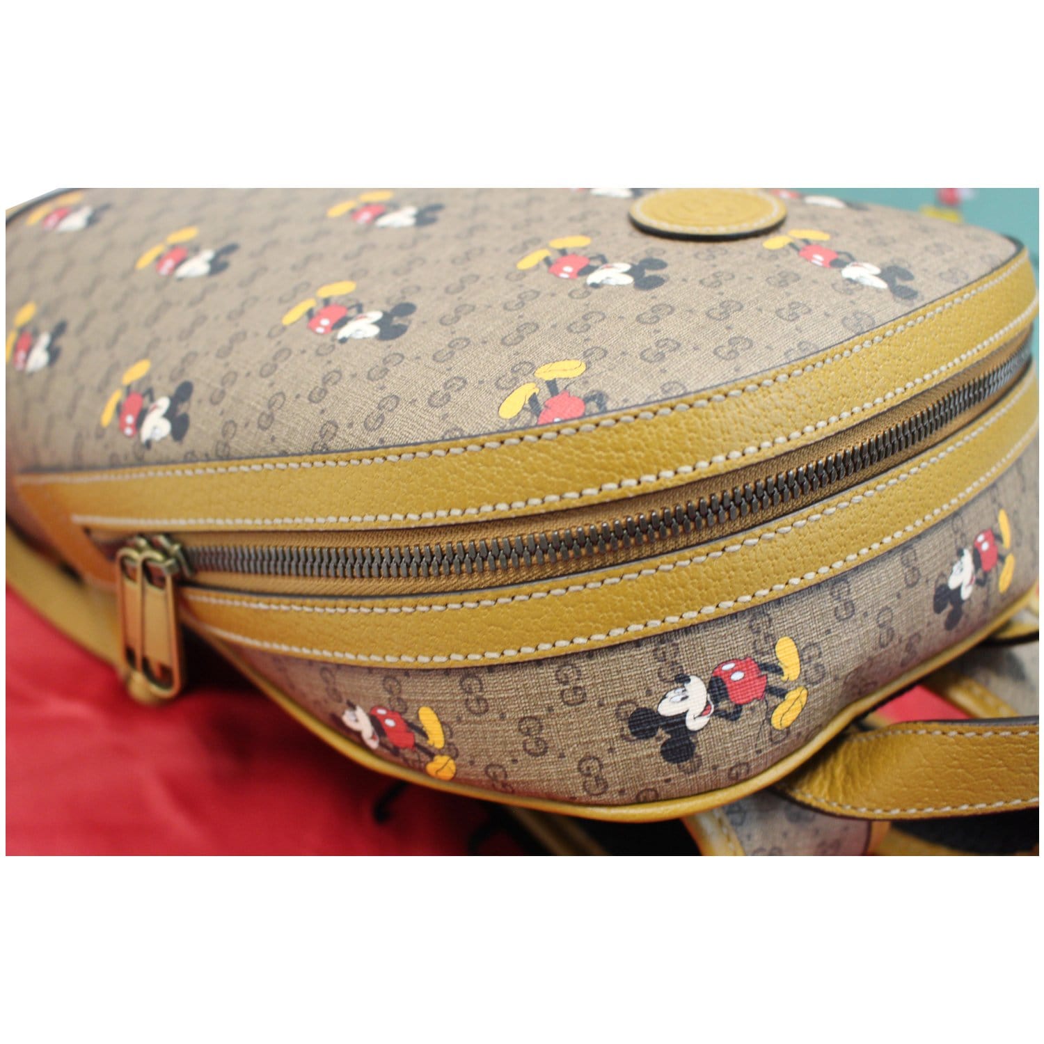 gas Sund og rask arkiv GUCCI Disney x GUCCI Small Supreme Backpack Bag Beige 552884