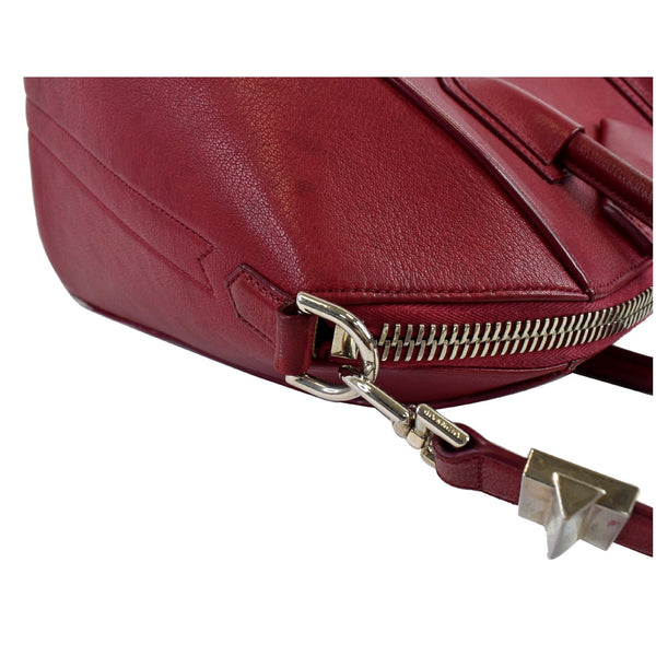 GIVENCHY Antigona Medium Goatskin Leather Shoulder Bag Red