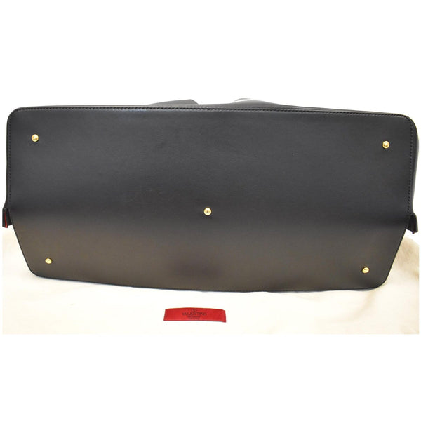Valentino Sac Medium Shopping V Logo Escape Bag - leather bottom | DDH
