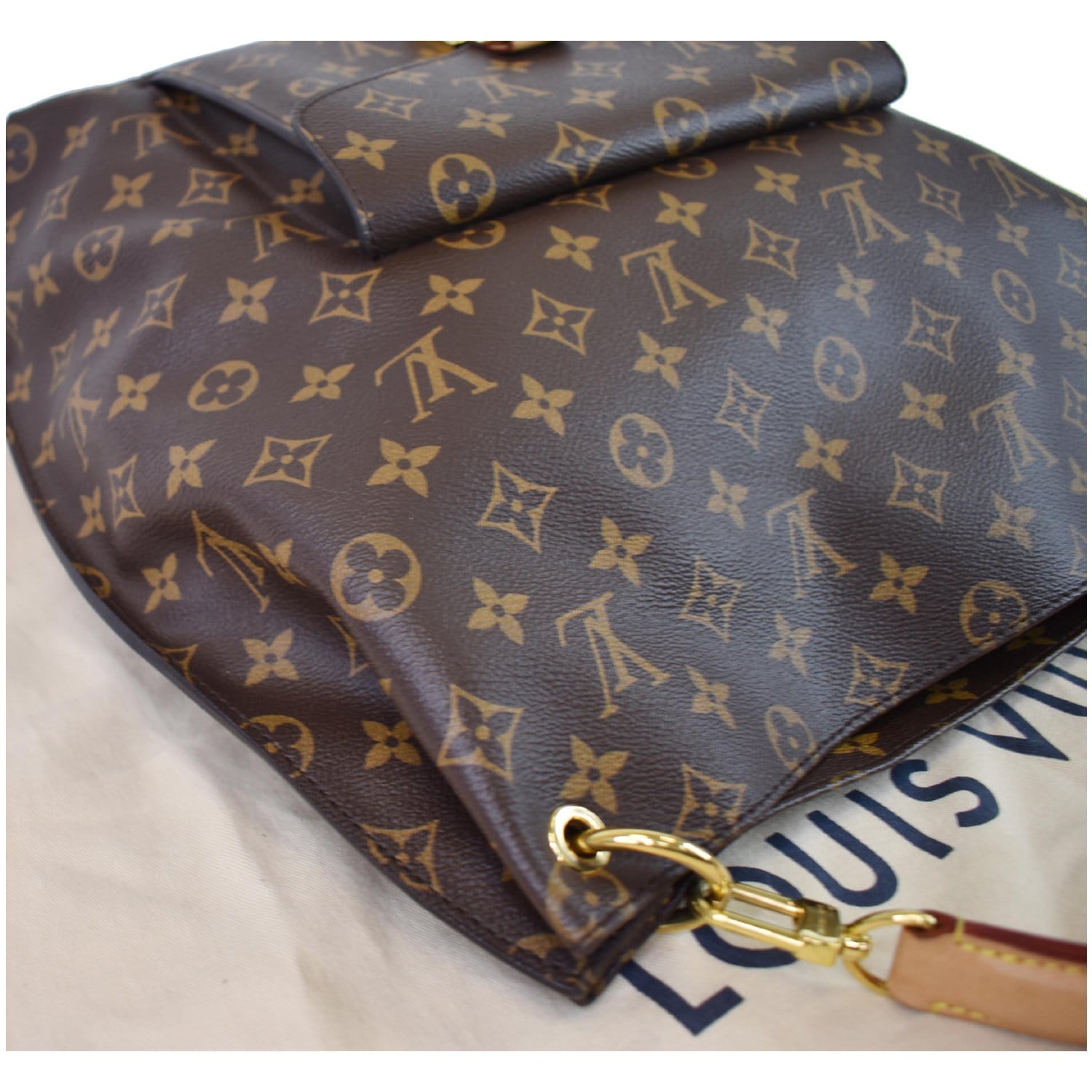Louis Vuitton Python Artsy Hobo  Burberry handbags, Louis vuitton  handbags, Hobo