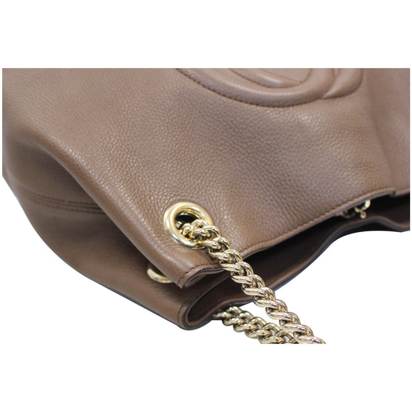Gucci Soho Pebbled Leather Chain Shoulder Tote Bag close view