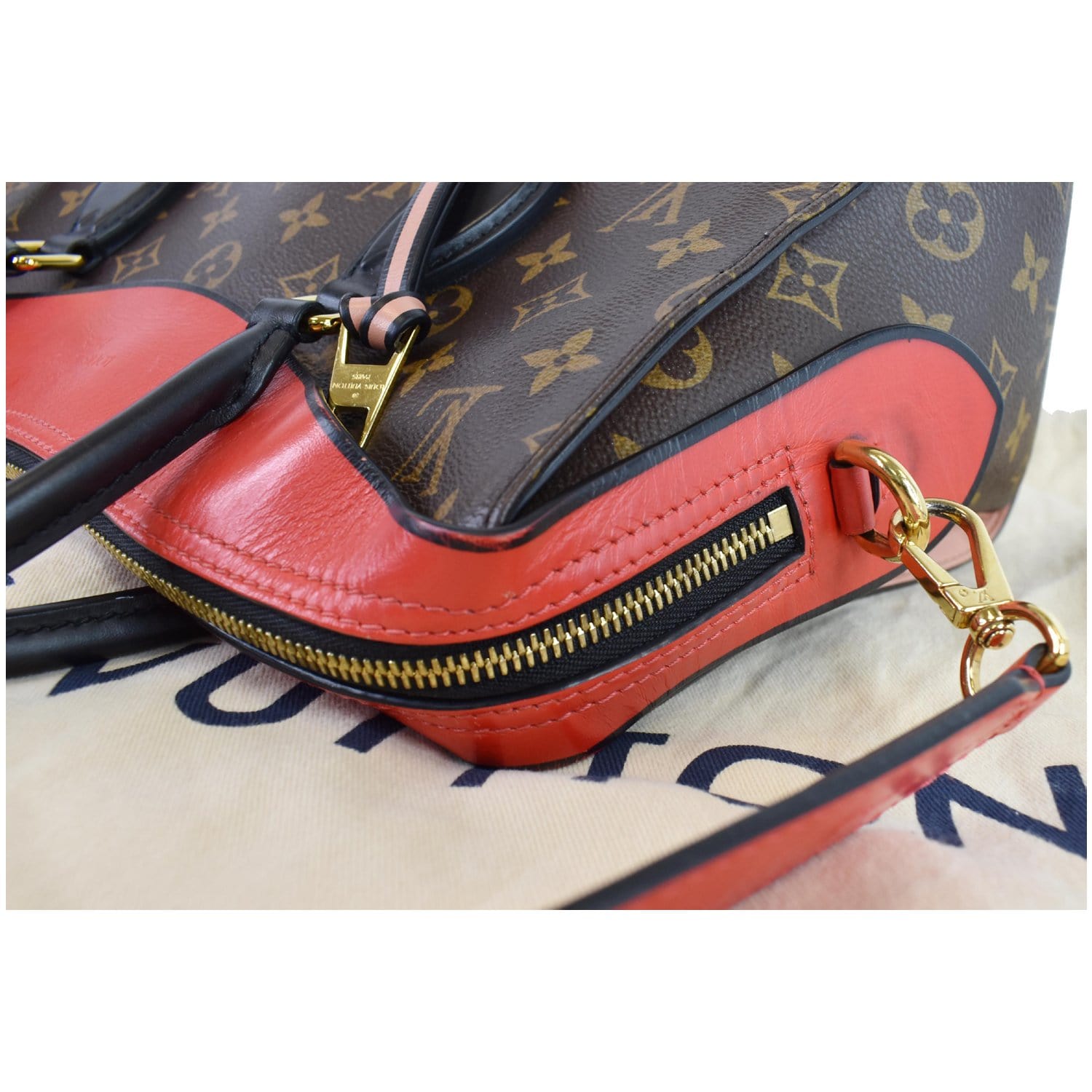 Louis Vuitton Monogram Tuileries w/ Strap - Brown Totes, Handbags -  LOU758339