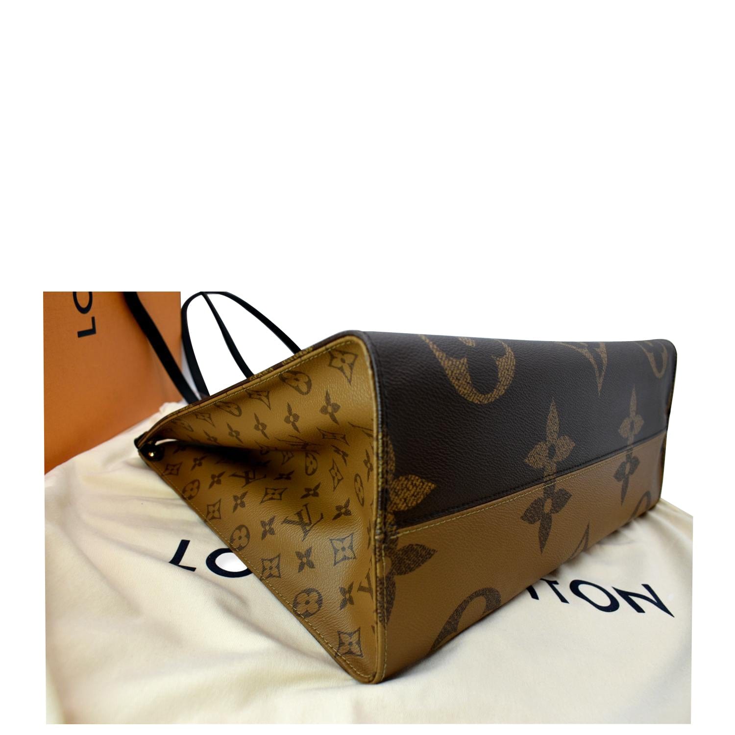 Louis Vuitton Giant Monogram on the Go GM Brown Unisex Tote M44576 LOUIS  VUITTON Used – 銀蔵オンライン