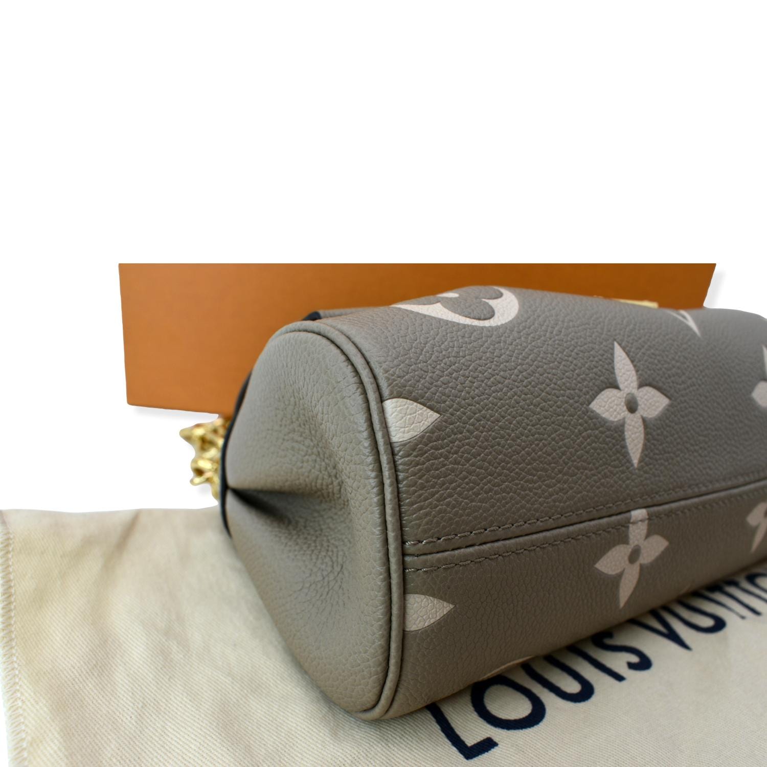 Louis Vuitton 2023 Monogram Giant Bicolor Empreinte CarryAll PM - Shoulder  Bags, Handbags