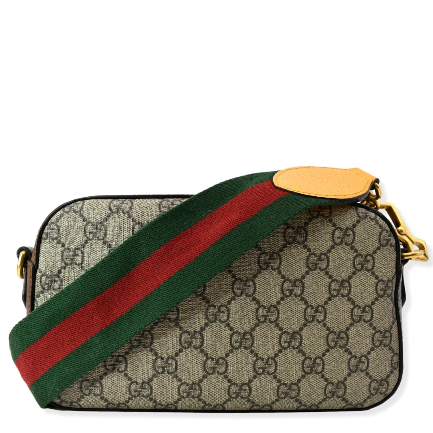 Gucci Gg Supreme Messenger Bag In Beige