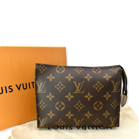 LOUIS VUITTON Toiletry 19 Monogram Canvas Cosmetics Pouch Brown