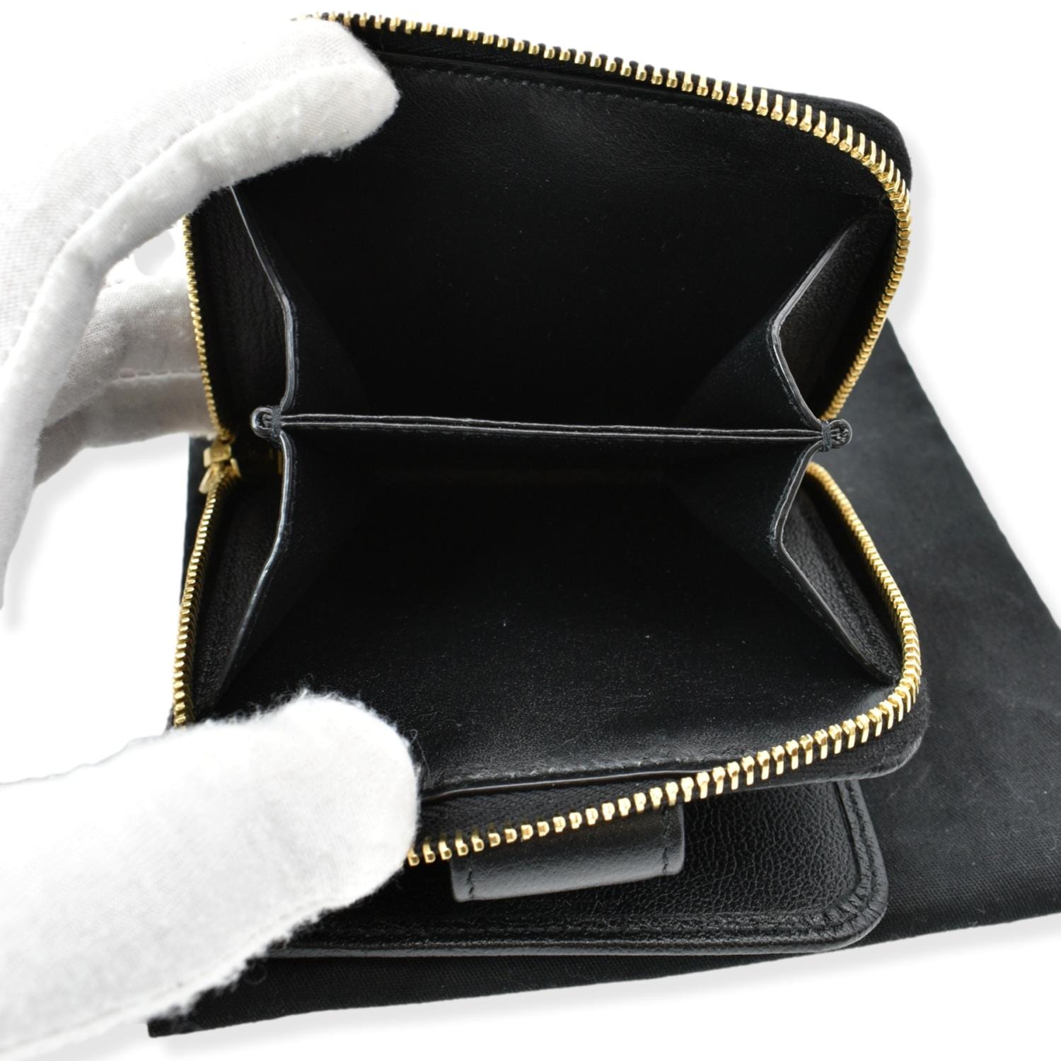 GUCCI Zippy Wallet Black Leather GG Logo at 1stDibs