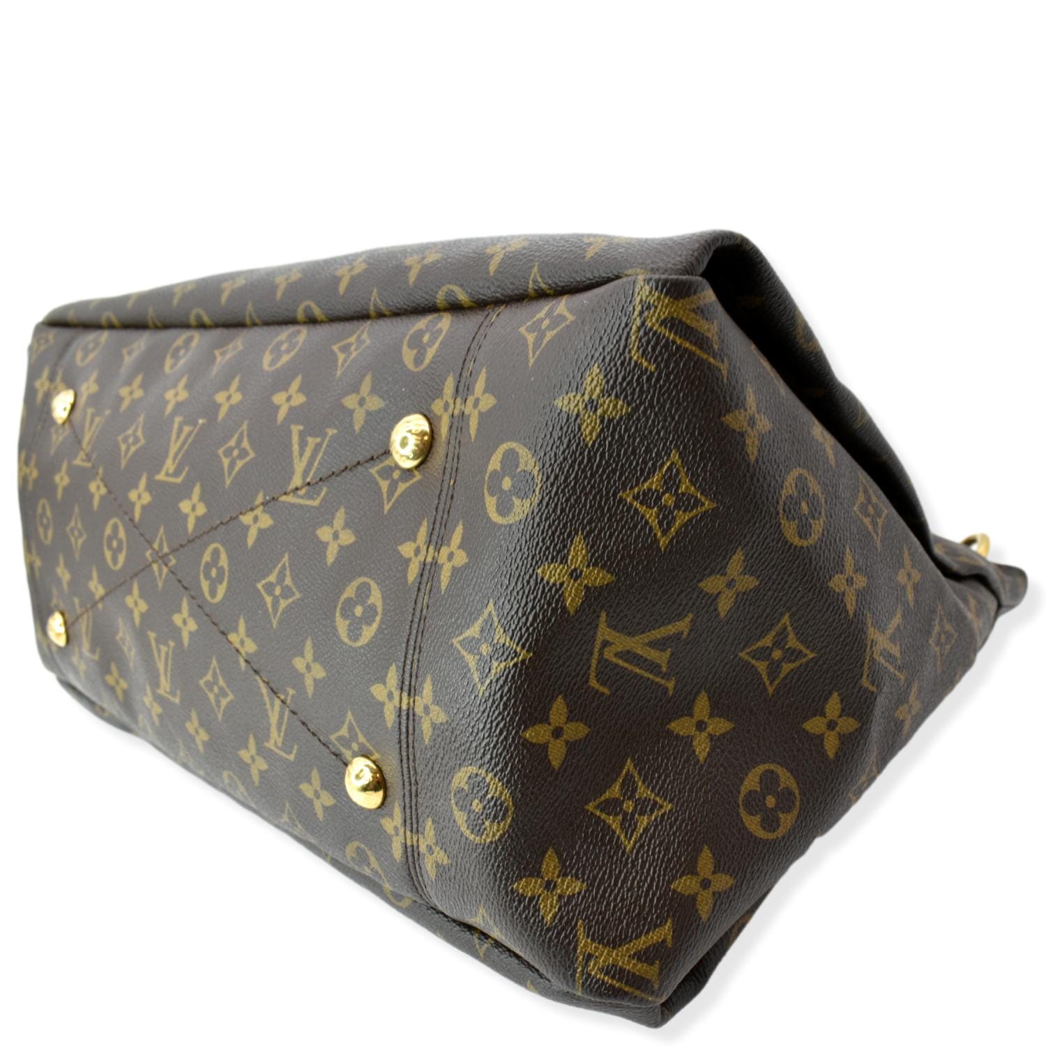 Louis Vuitton Monogram Artsy MM bag - ShopperBoard