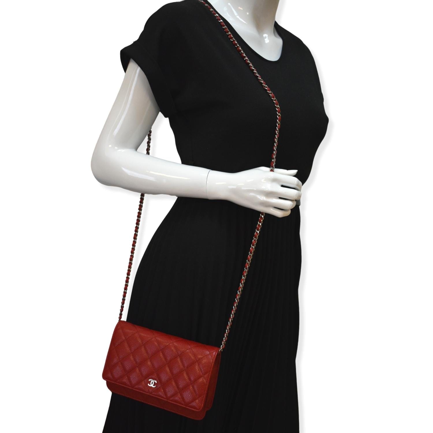 Red Chanel Caviar CC Half Moon Flap Crossbody Bag – Designer Revival