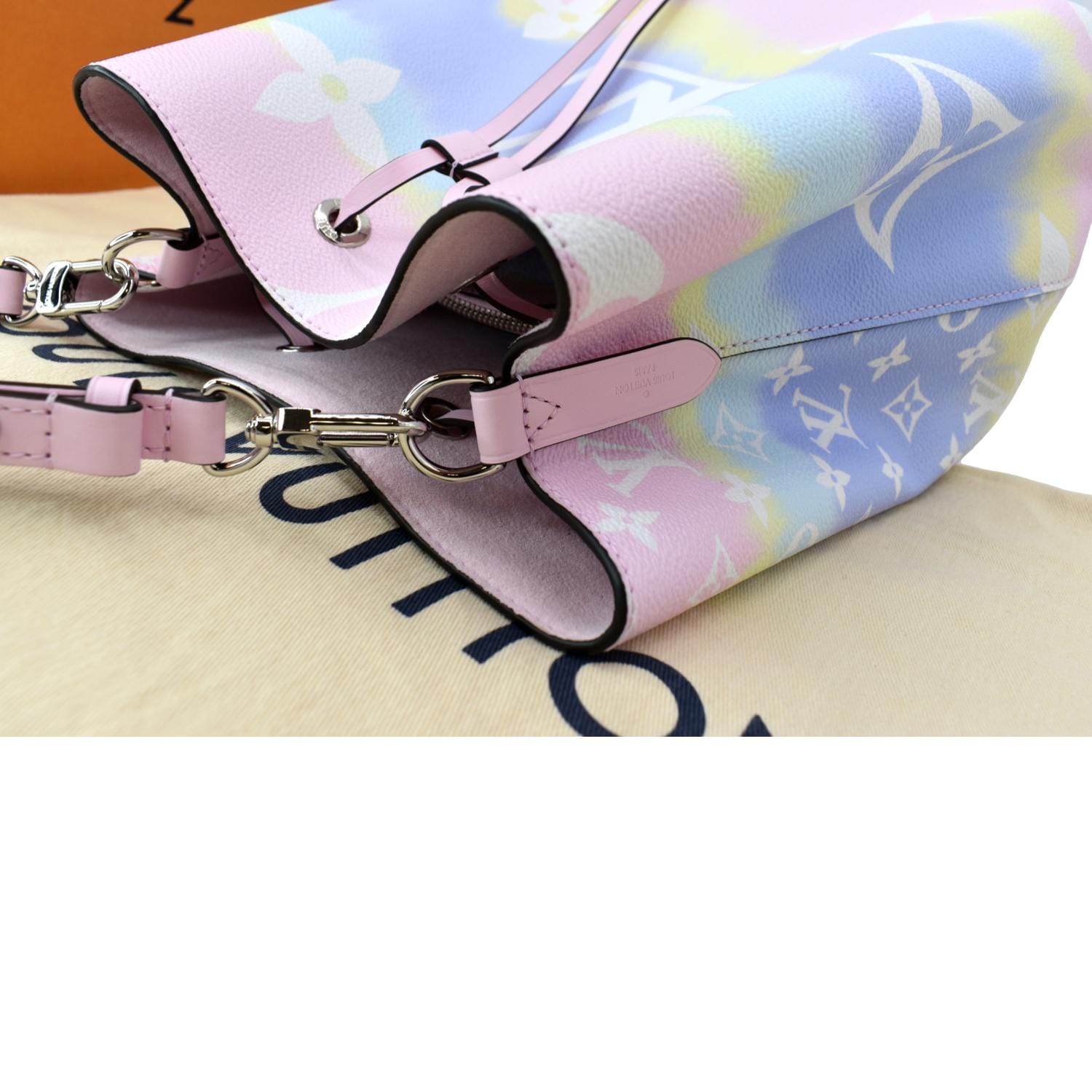 Louis Vuitton 2020 Spring/summer Neonoe Pastel Bag