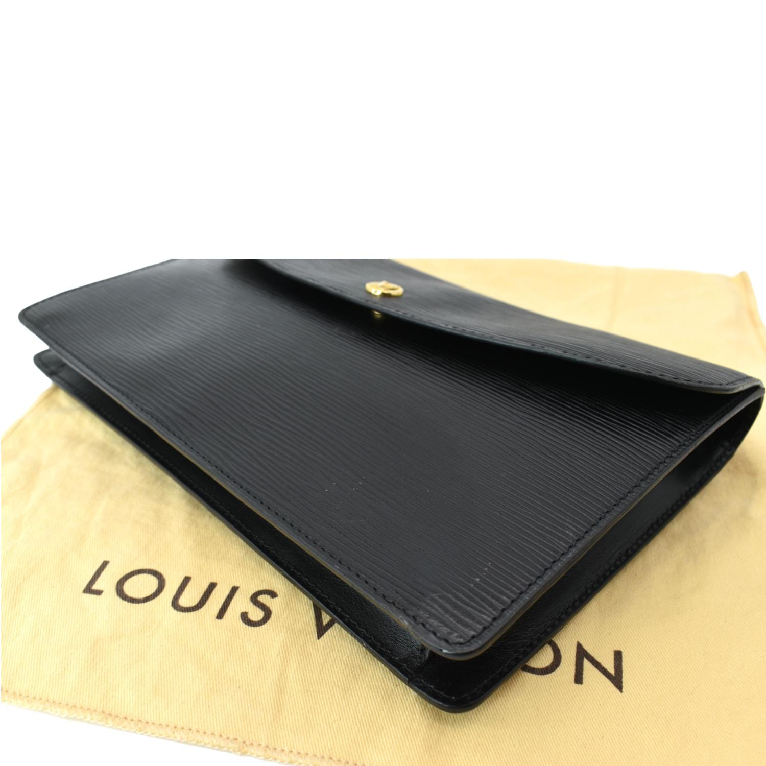 Pre-Owned Louis Vuitton Black Epi Leather Envelope Business Card Holde 