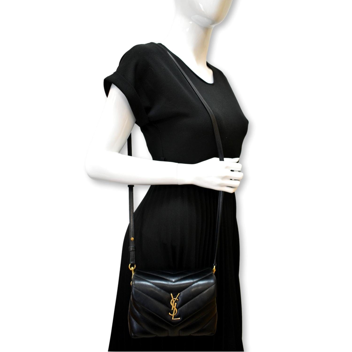 YVES SAINT LAURENT Small Loulou Matelasse Leather Shoulder Bag Black