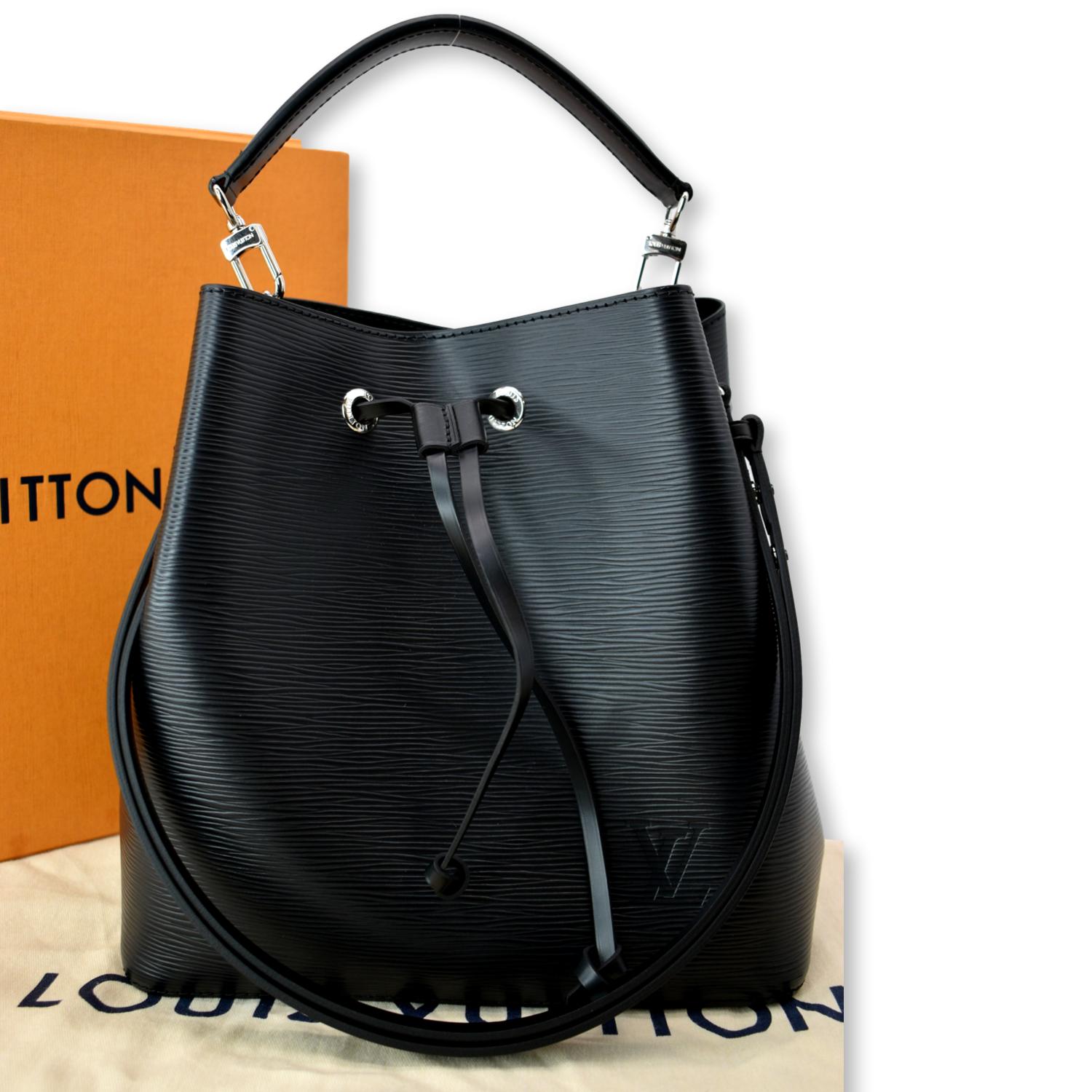 Louis Vuitton Epi Catogram Chain Bag - Black Shoulder Bags, Handbags -  LOU794718
