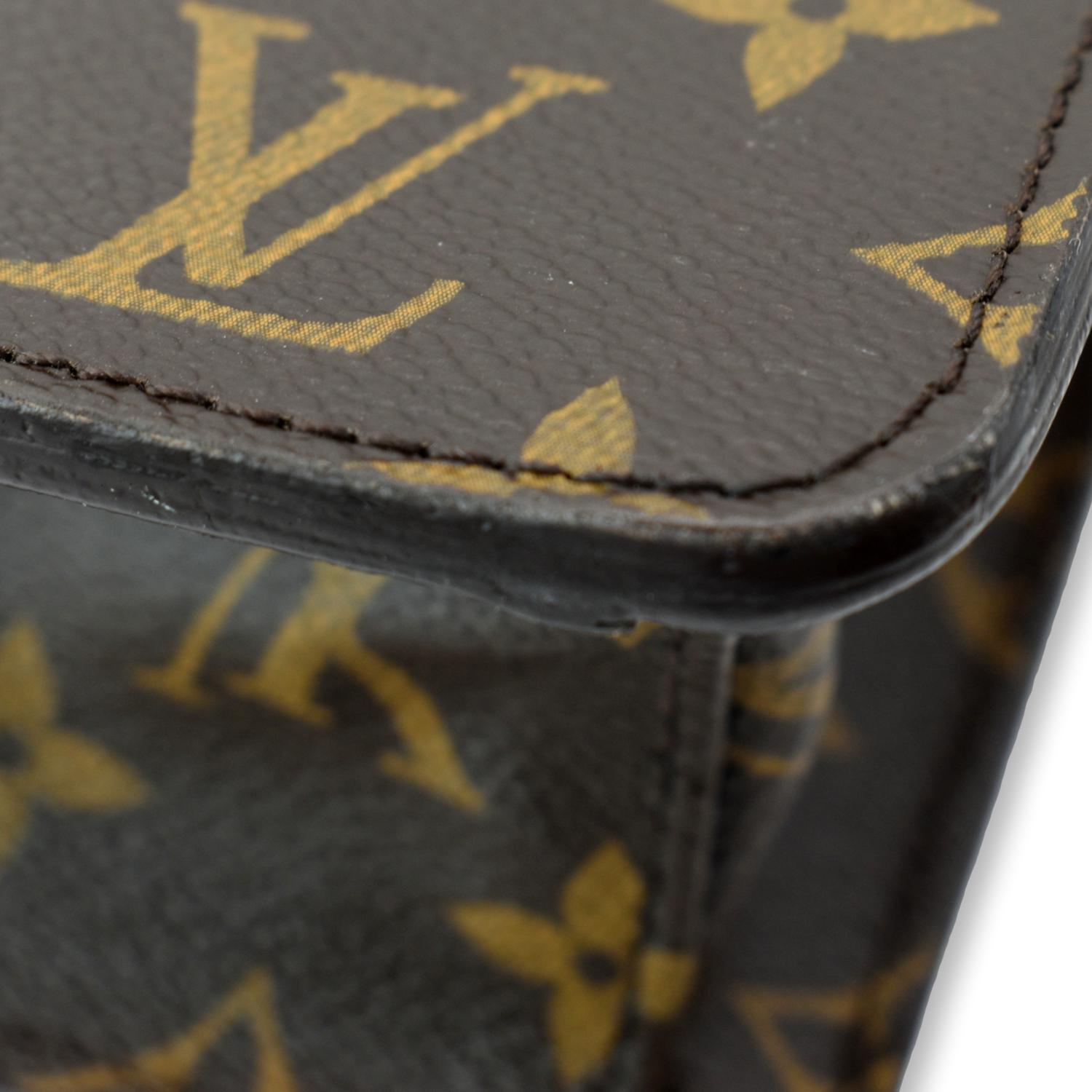 Louis Vuitton Robusto Briefcase - Luxe Du Jour