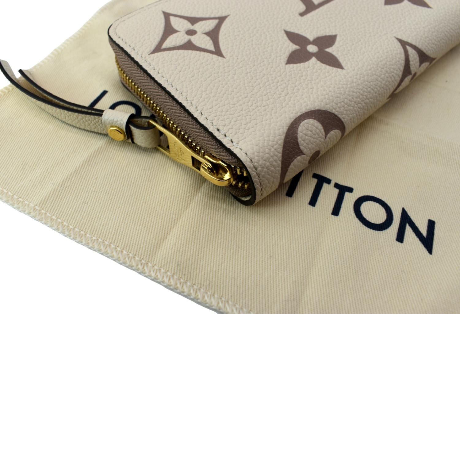 Louis Vuitton Tourterelle Creme Empreinte Monogram Giant Zippy