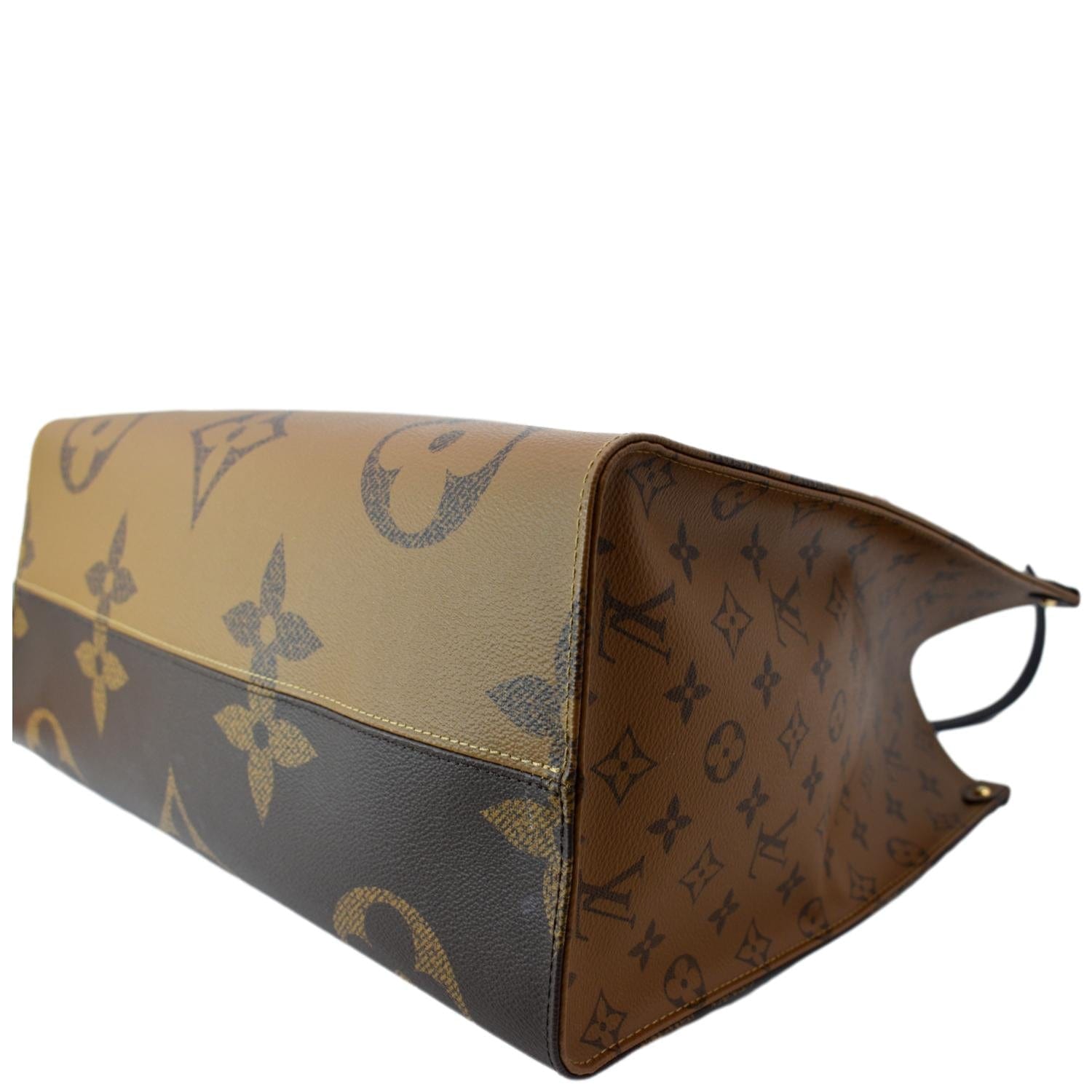 Onthego cloth tote Louis Vuitton Brown in Fabric - 25100827
