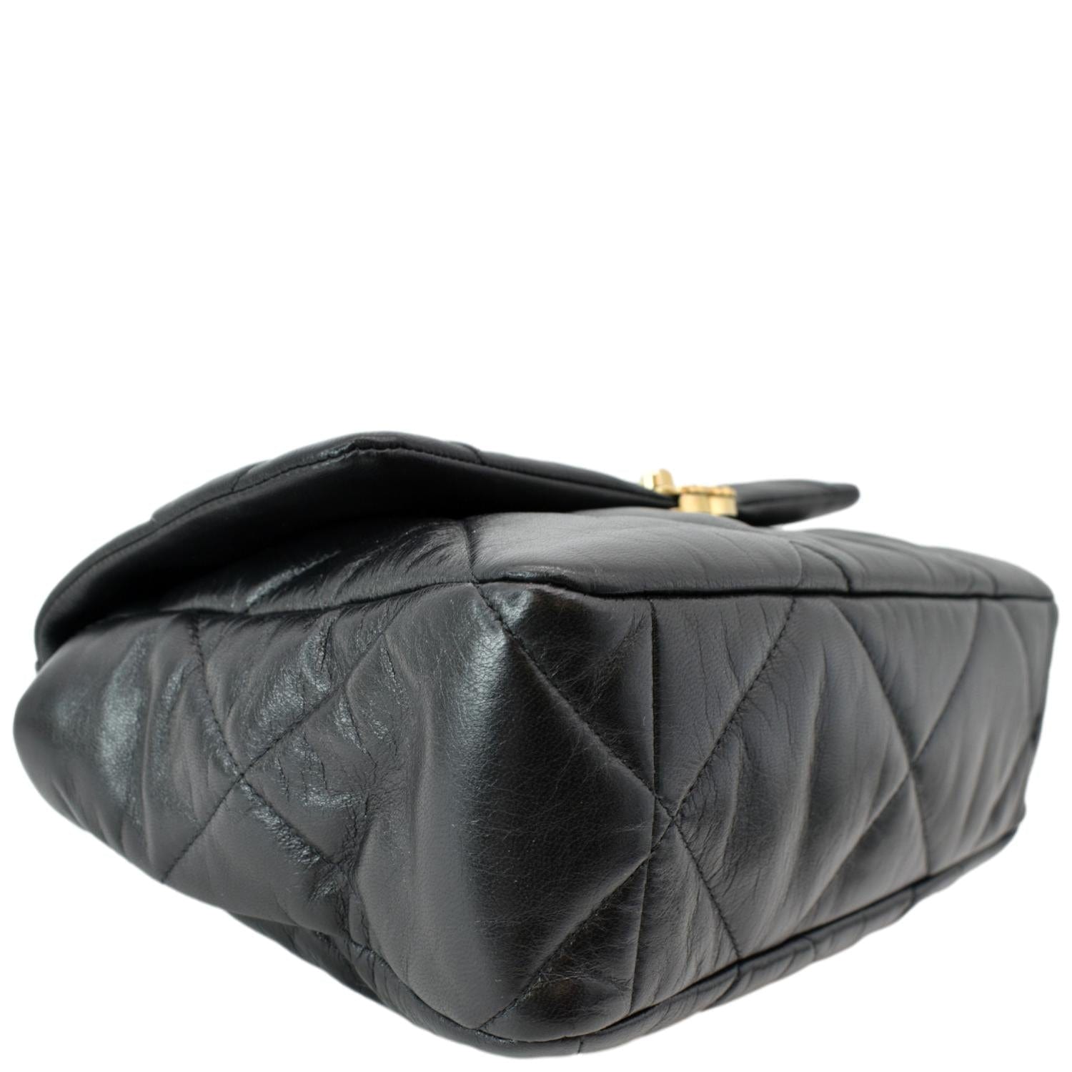 Chanel 19 Bag Black Lambskin Small Leather ref.1006158 - Joli Closet