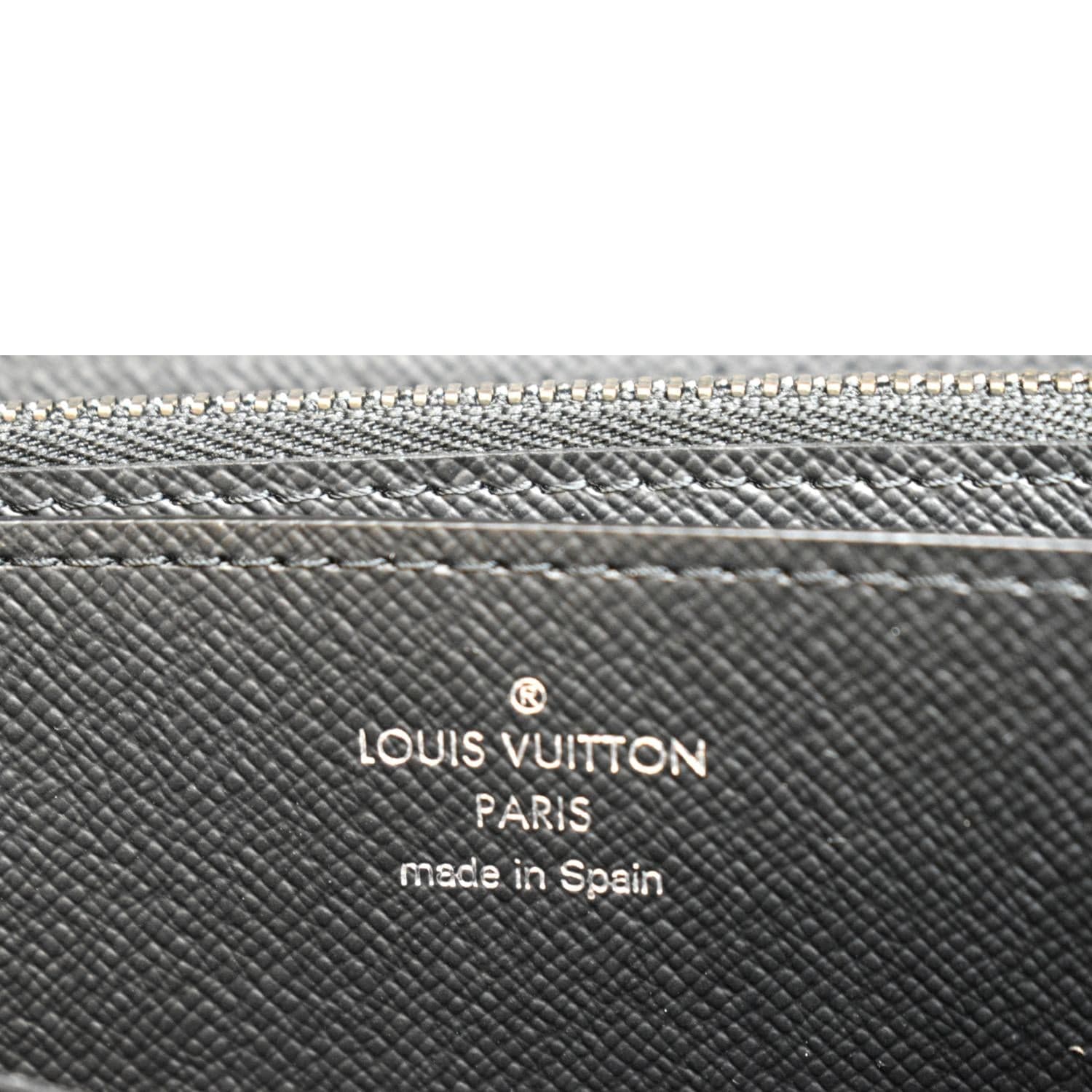 LOUIS VUITTON Monogram Eclipse Canvas Zippy Wallet Black