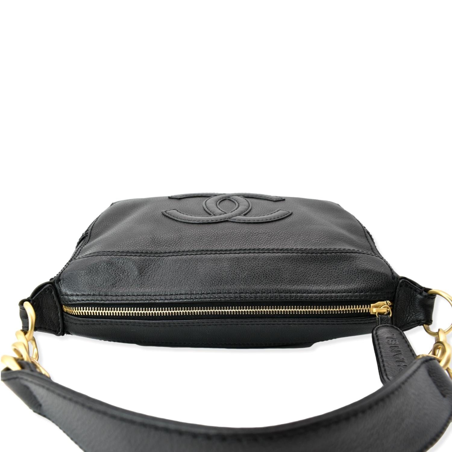 Leather satchel Chanel Black in Leather - 25777554