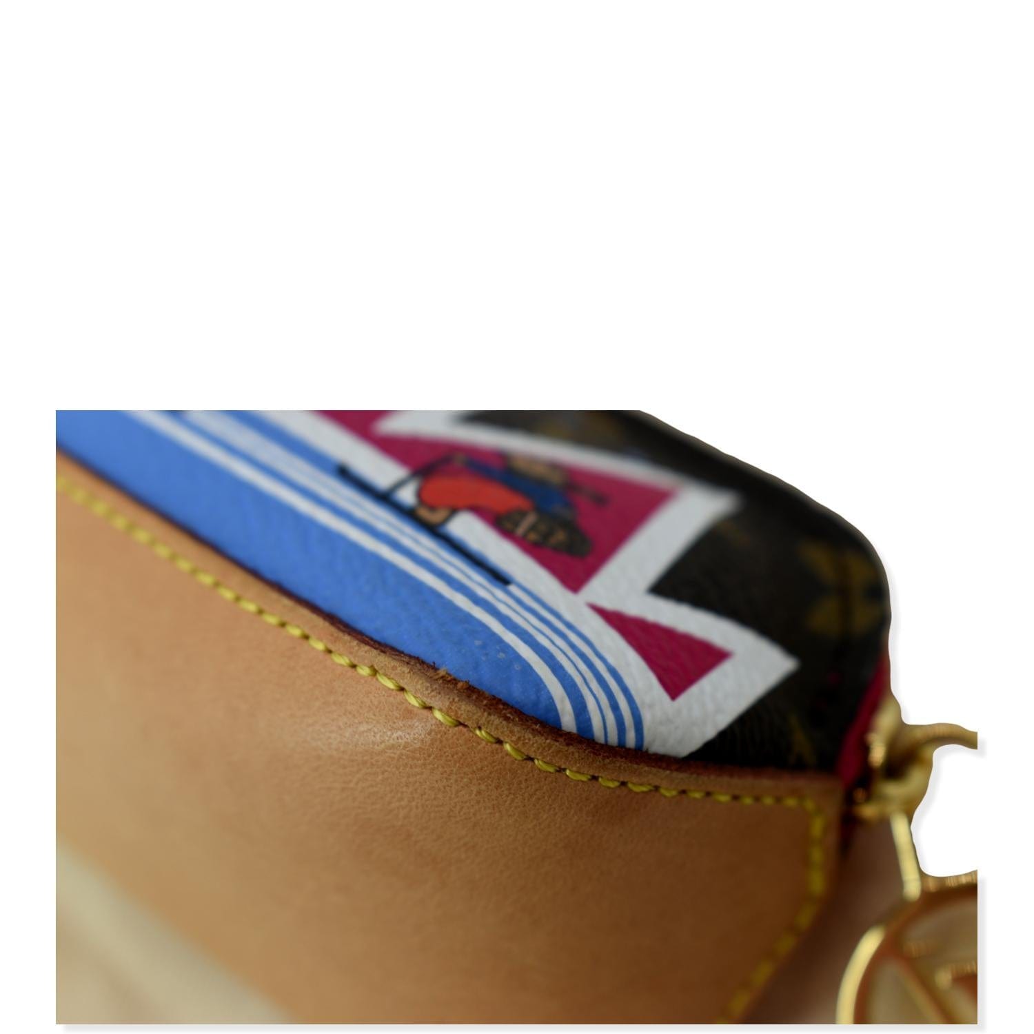 Elizabeth Pencil Case Giant Monogram – Keeks Designer Handbags