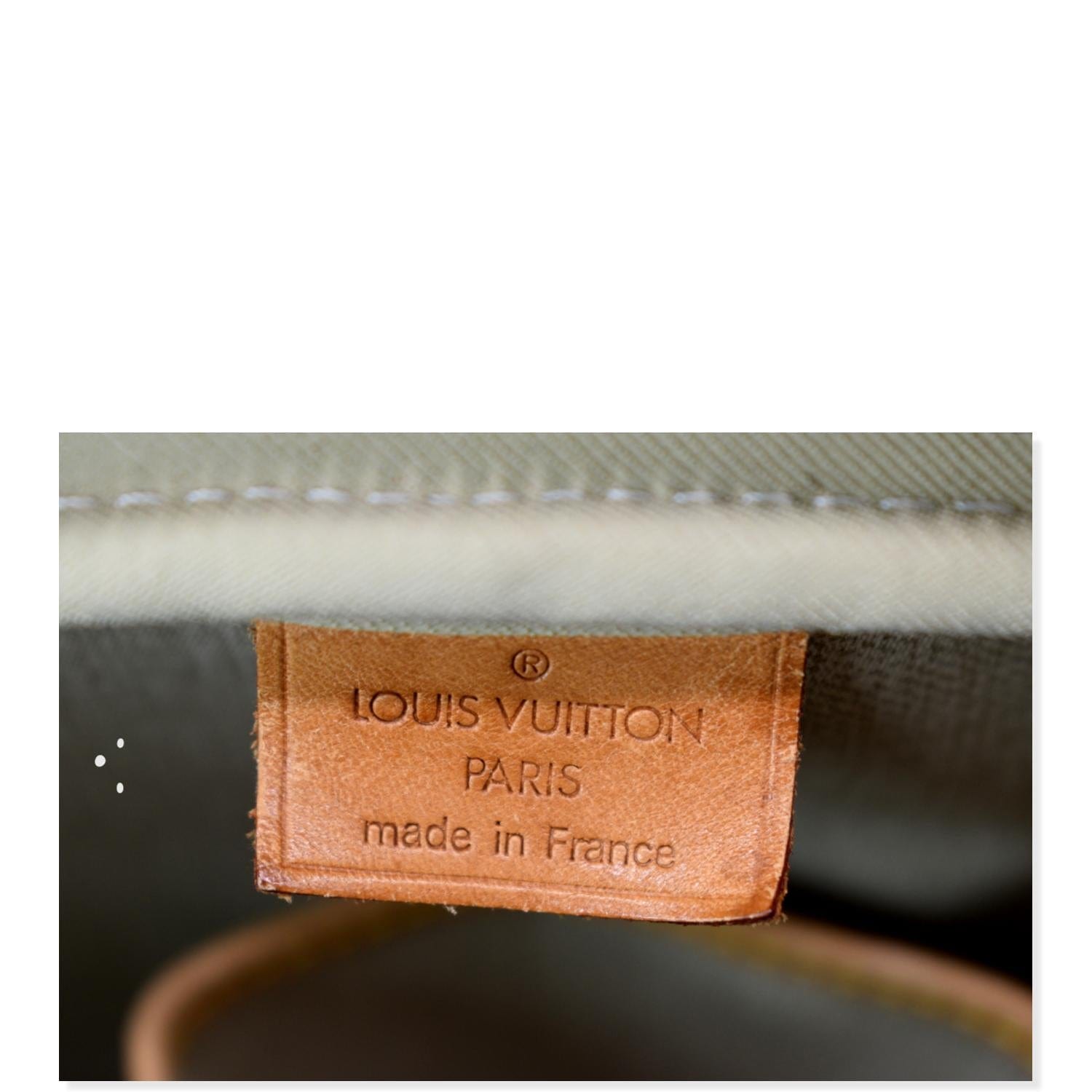 Deauville cloth handbag Louis Vuitton Brown in Cloth - 28835589