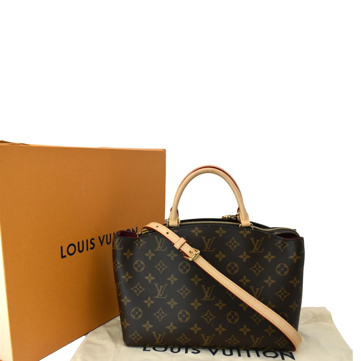Louis Vuitton Petit Palais Monogram PM, Luxury, Bags & Wallets on