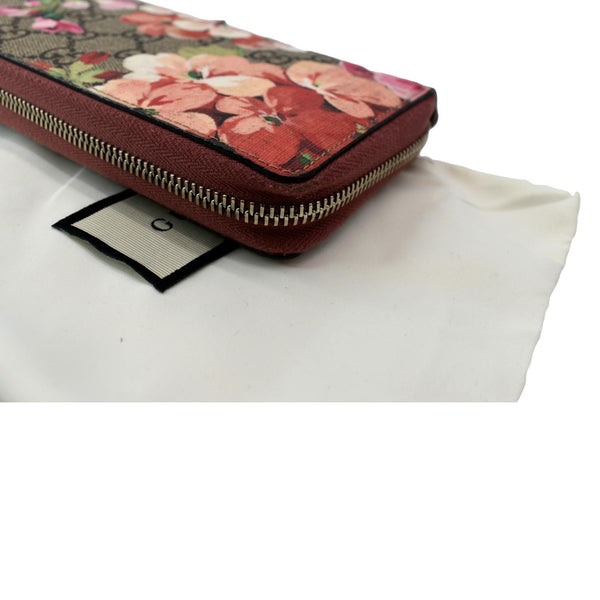 Preowned Gucci Blooms Zip Around GG Canvas Wallet Beige