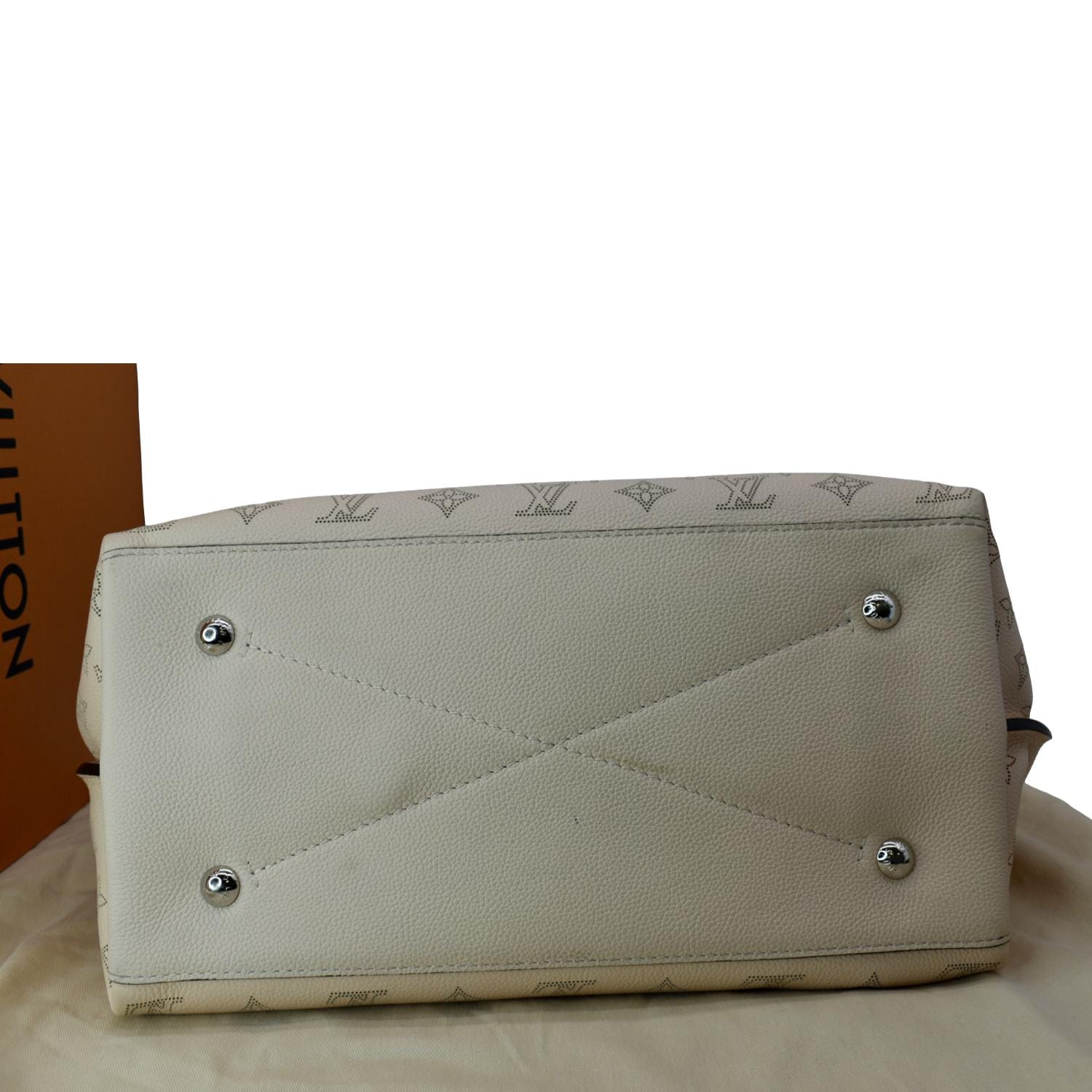 LOUIS VUITTON Carmel Mahina Calf Leather Hobo Bag Cream
