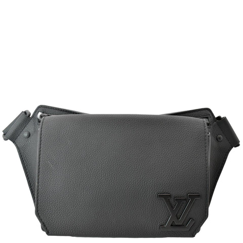LOUIS VUITTON Sling Aerogram Grained Calf Leather Crossbody Bag Black
