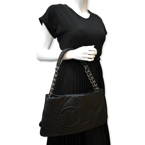 CHANEL Expandable Zip Around Caviar Quilted Tote Shoulder Bag Black
