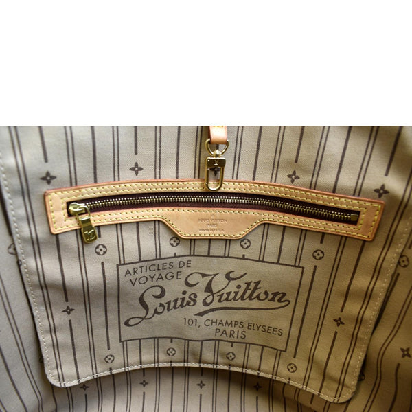 LOUIS VUITTON Neverfull MM Monogram Canvas Tote Bag Brown