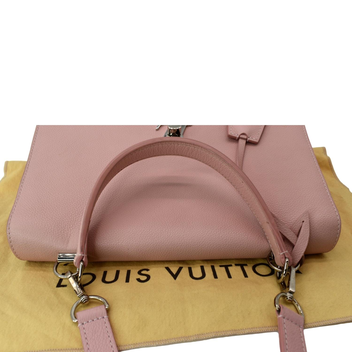 LOUIS VUITTON Lockme II Calfskin Leather Shoulder Bag Pink